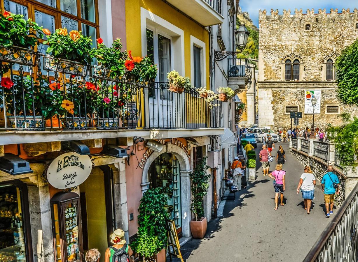 Benaco *
